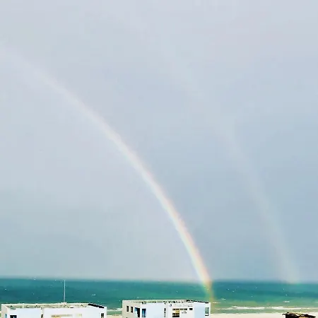 Summerland Sea View Apartament *
